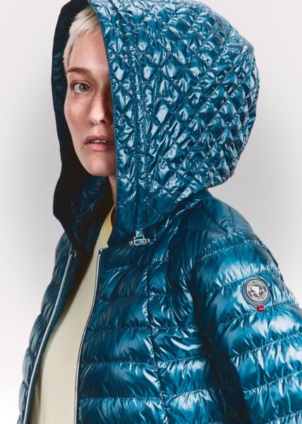 Fotografia di moda in stile commerciale per il brand Cape Horn realizzata da David Hatters dello studio fotografico OG Studio di Vicenza