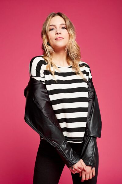 Fotografia di moda in stile digital campaign per il brand Kocca realizzata da David Hatters dello studio fotografico OG Studio di Vicenza, nella foto è presente una giovane influencer italiana