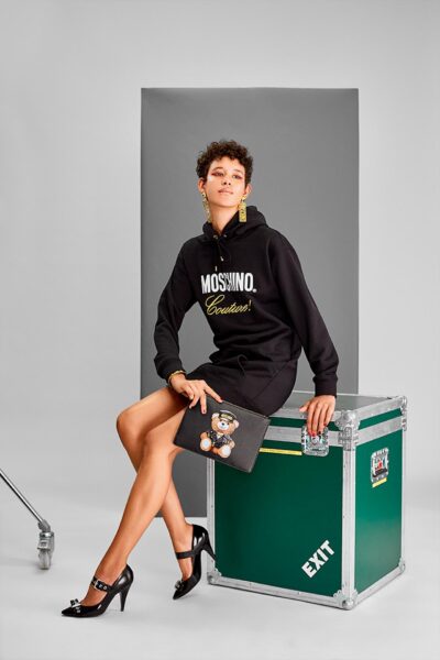 Fotografia di moda in stile lookbook per il brand Moschino realizzata da David Hatters dello studio fotografico OG Studio di Vicenza, nella foto è presente la top model Dilone
